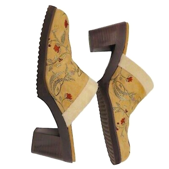 A Marinelli Printed Tan Floral Suede Embroidered 2.5” Heeled Clog Mule Women’s 8 - Picture 3 of 9